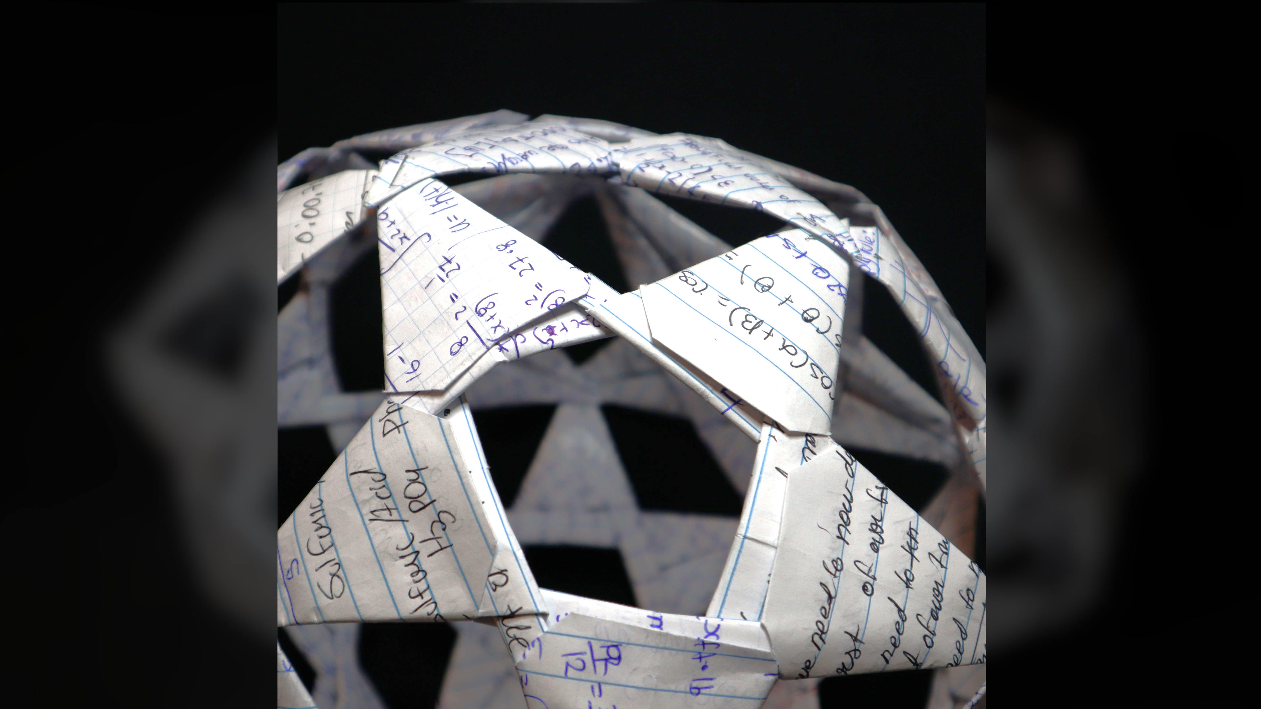 Close-up of the finished sculpture.