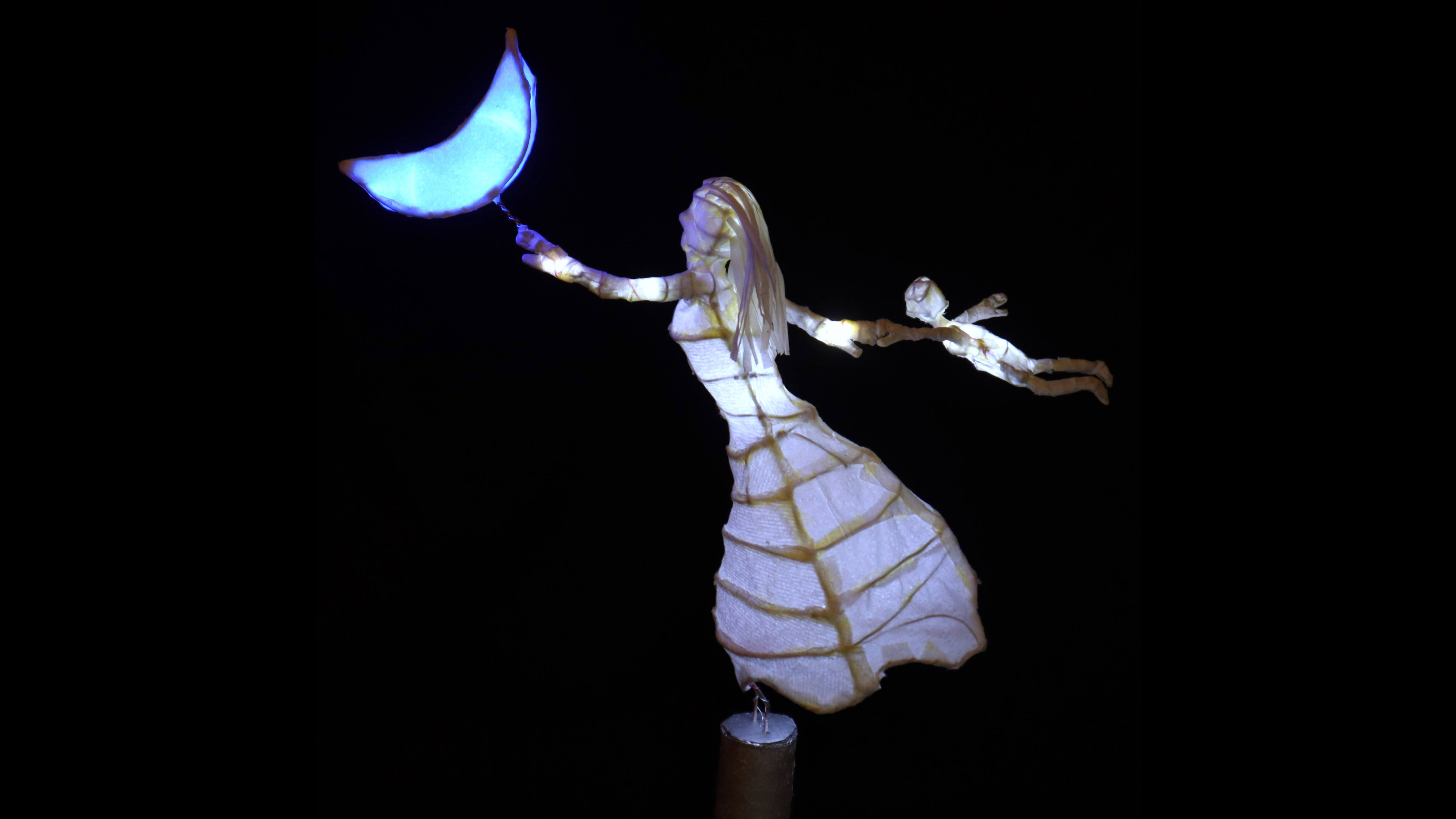 Side view of the illuminated sculpture.