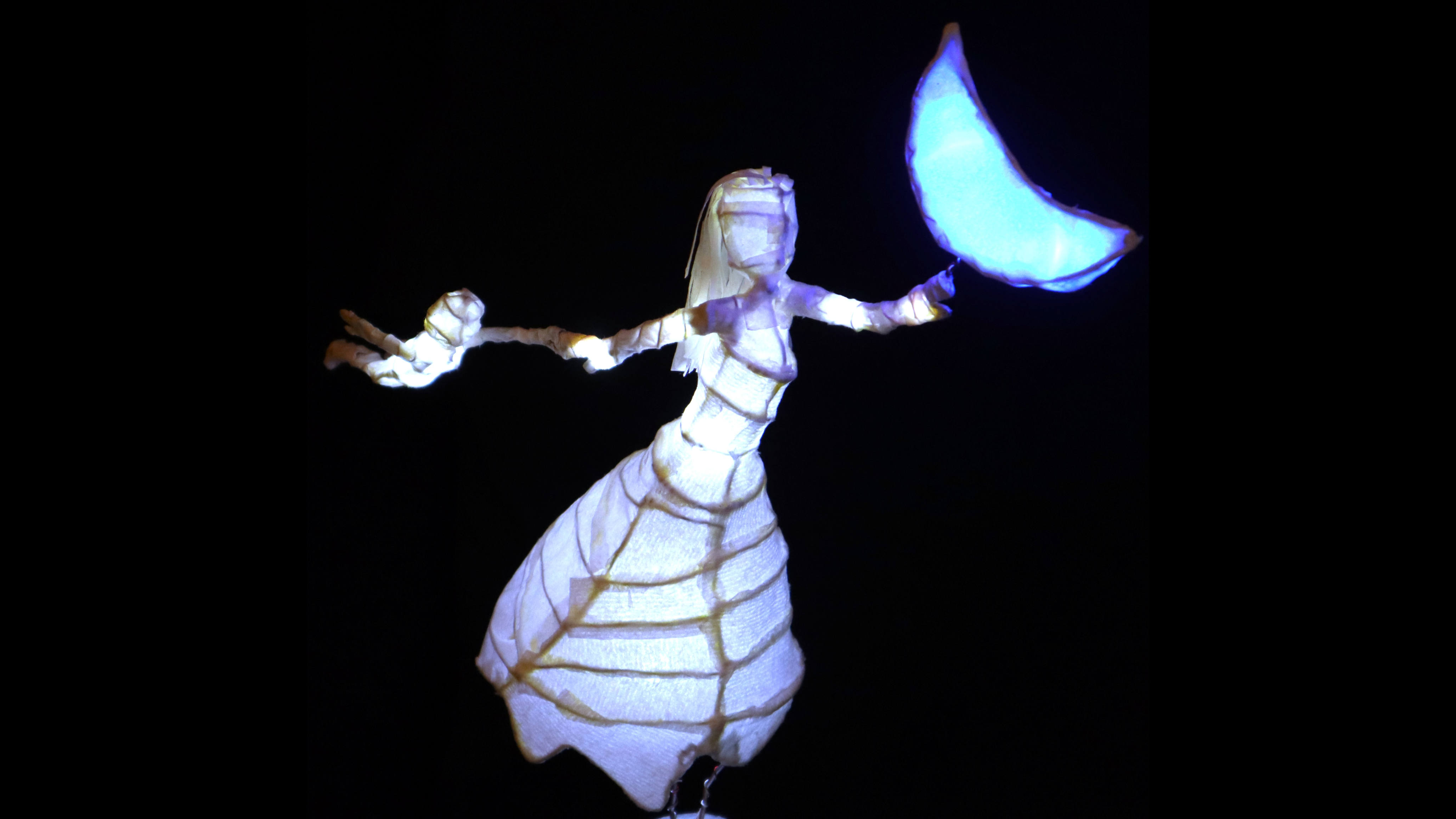 Front view of the illuminated sculpture.